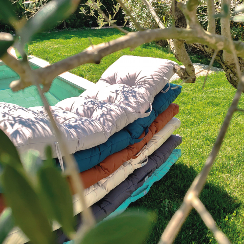 Coussin pour bain de soleil capitonné - 185 x 60 cm - Gris clair